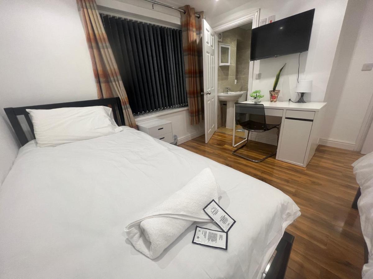 Tarleton House Hotell Stoke-on-Trent Exteriör bild