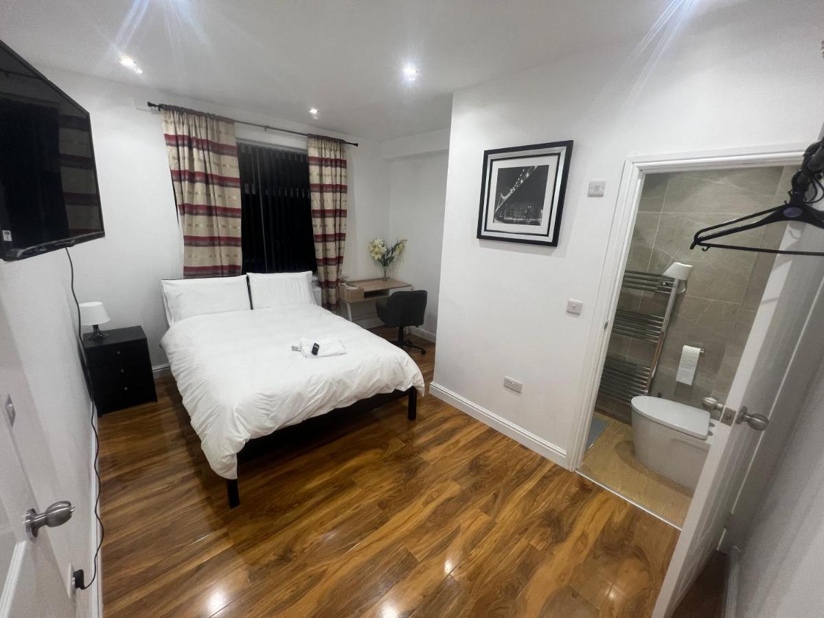 Tarleton House Hotell Stoke-on-Trent Exteriör bild